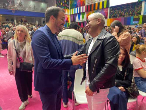 ALBERTO GARZÓN DEPARTIENDO CON JORGE JAVIER VÁZQUEZ