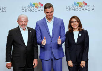 SUMISIÓN DIPLOMÁTICA EN BARCELONA: SILENCIO CÓMPLICE ANTE EL BLOQUEO Y LOS CRÍMENES IMPERIALES CONTRA CUBA Y VENEZUELA