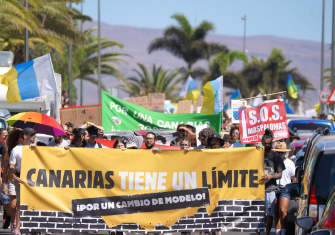 EL 90% DE LOS CANARIOS YA CUESTIONA EL MODELO TURÍSTICO DE MASAS