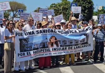 LANZAROTE SE REBELA CONTRA EL DESMANTELAMIENTO DE SU HOSPITAL INSULAR