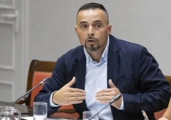 EL CONSTITUCIONAL FRENA UN DECRETO DEL GOBIERNO PARA SUBIR SUELDOS A ALTOS CARGOS SANITARIOS